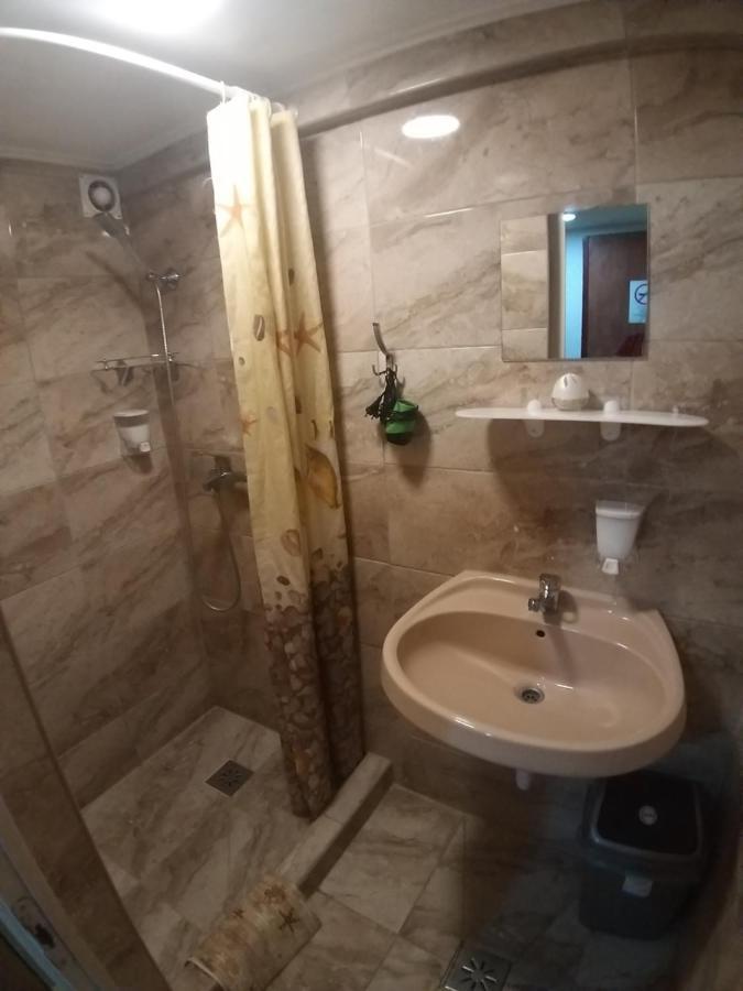 בודפשט Deniz Guesthouse מראה חיצוני תמונה