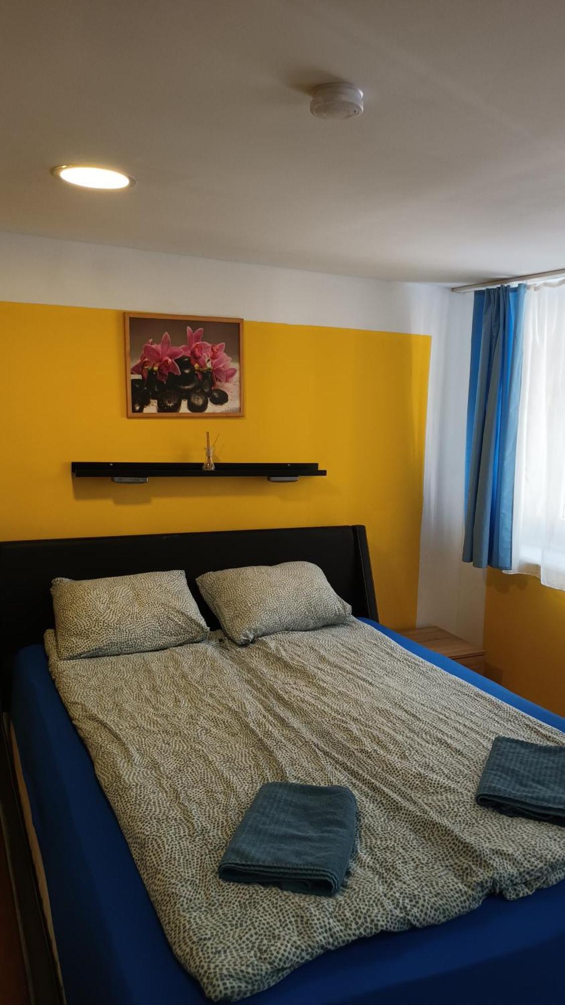 בודפשט Deniz Guesthouse מראה חיצוני תמונה